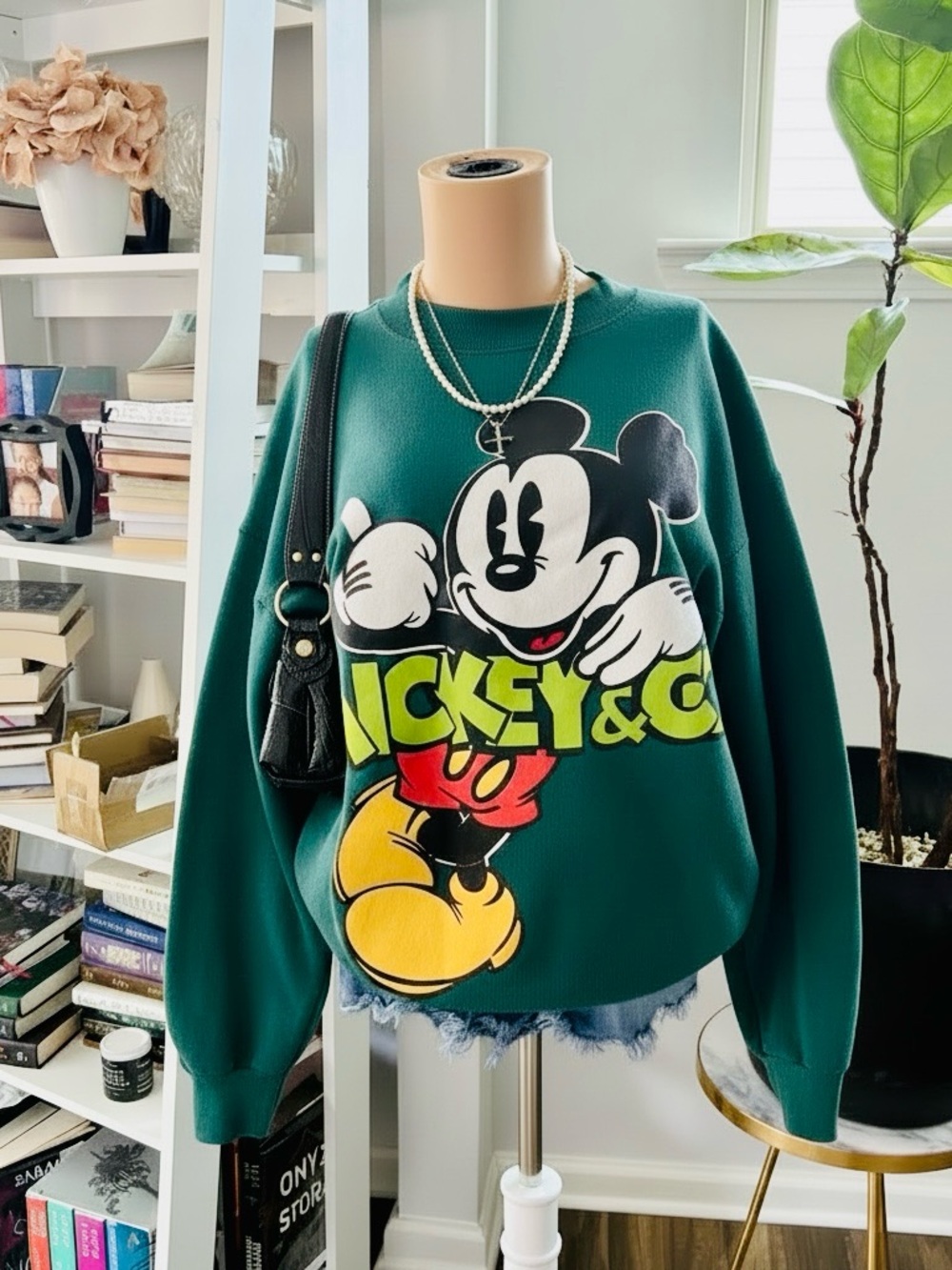 Vintage Disney Mickey & Co Cotton Crewneck Sweatshirt Green Adult XL Mickey 90s